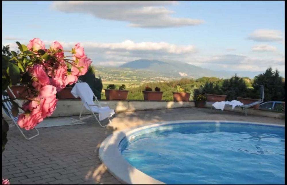 Agriturismo La Ginestrella Civitella D'Arna Экстерьер фото